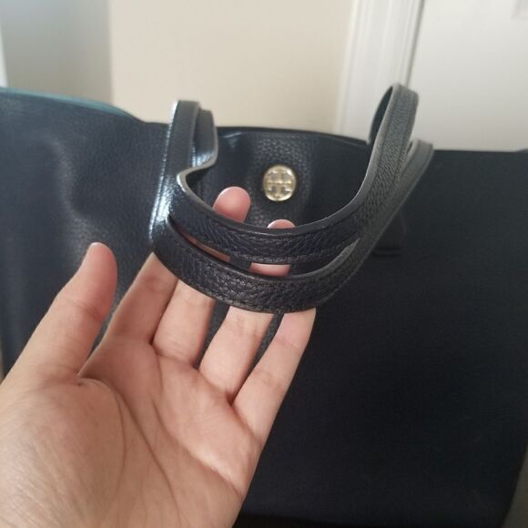 Tory Burch Large Leather Tote - Picture 5 of 13